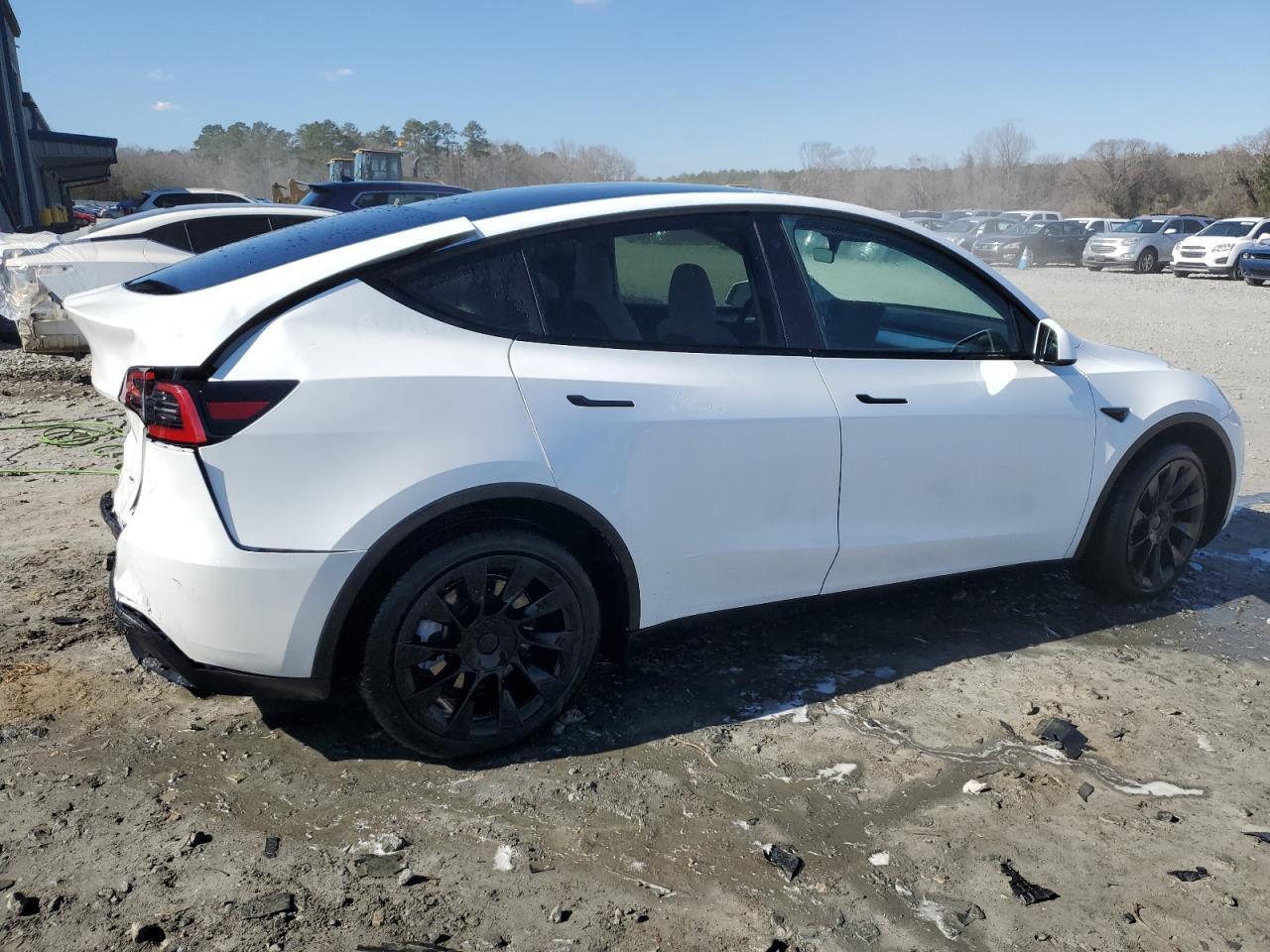 2023 TESLA MODEL Y - Фото 3