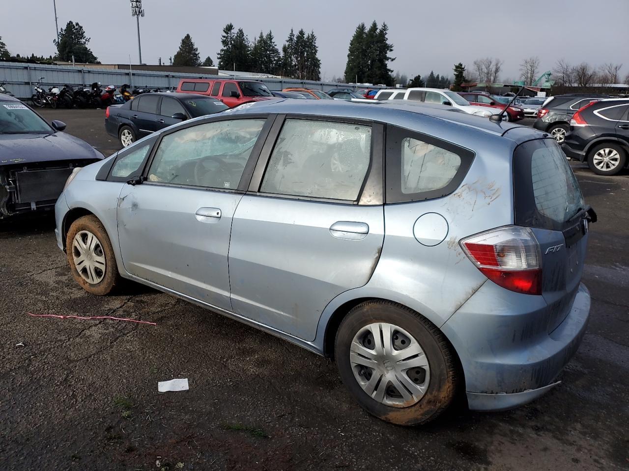 2011 HONDA FIT - Фото 2
