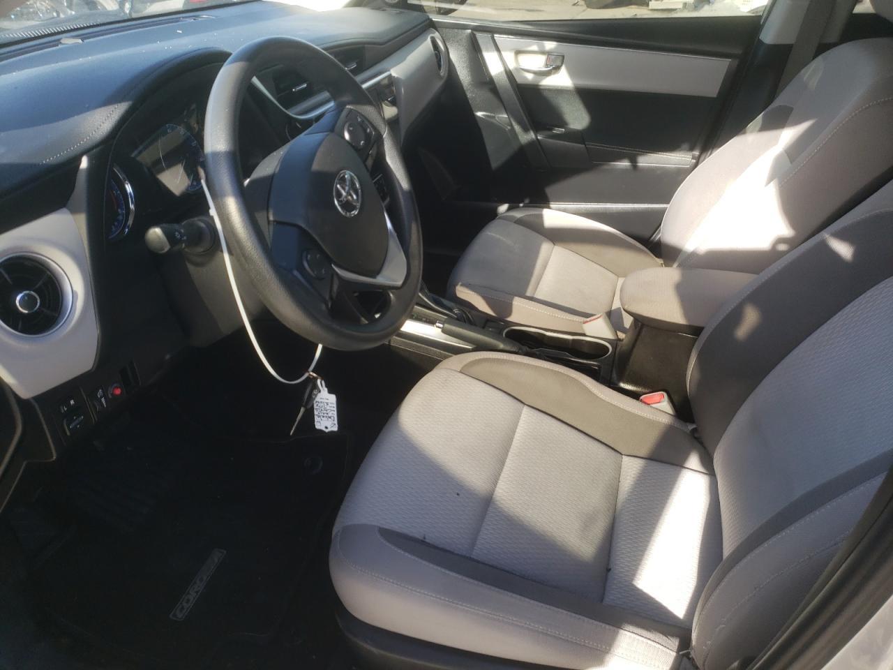 2018 TOYOTA COROLLA L - Фото 7
