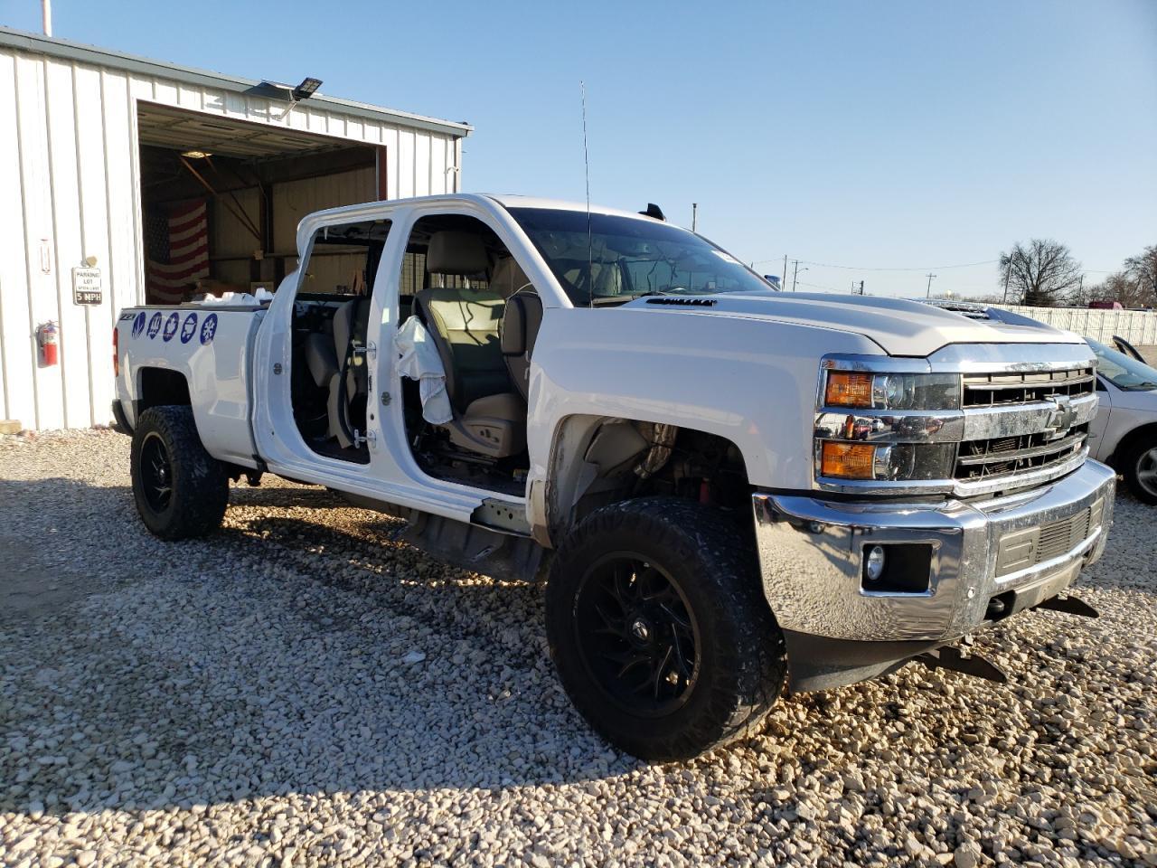 2019 CHEVROLET SILVERADO - Фото 4