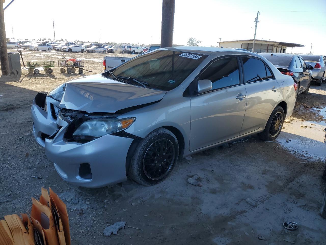 2013 TOYOTA COROLLA BA