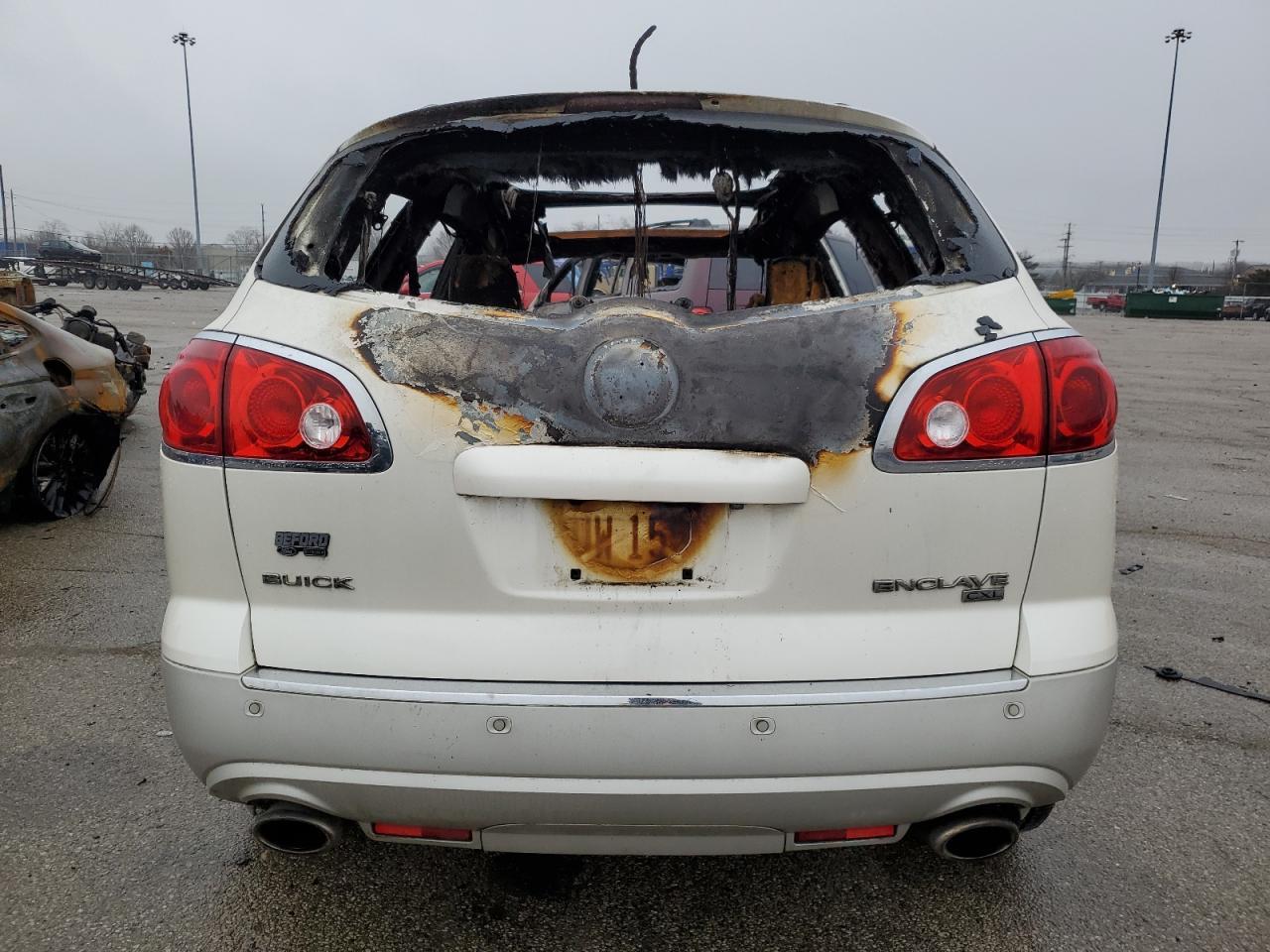 2011 BUICK ENCLAVE CX - Image 6