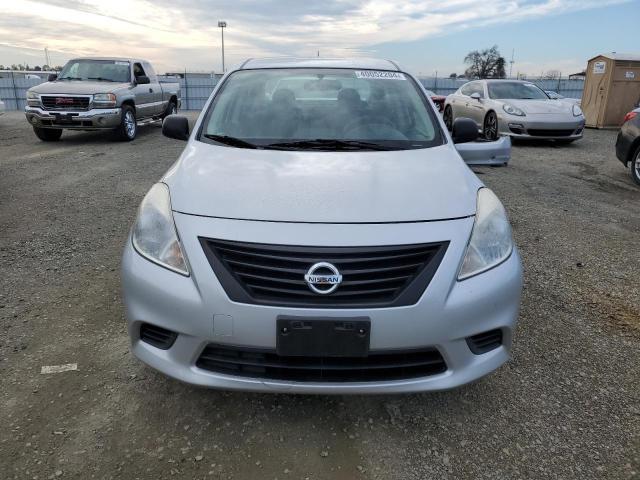 2014 Nissan Versa S - Фото 5