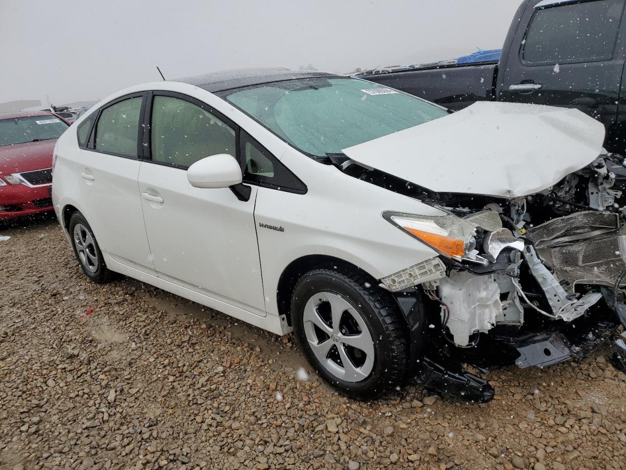 2015 TOYOTA PRIUS - Image 4