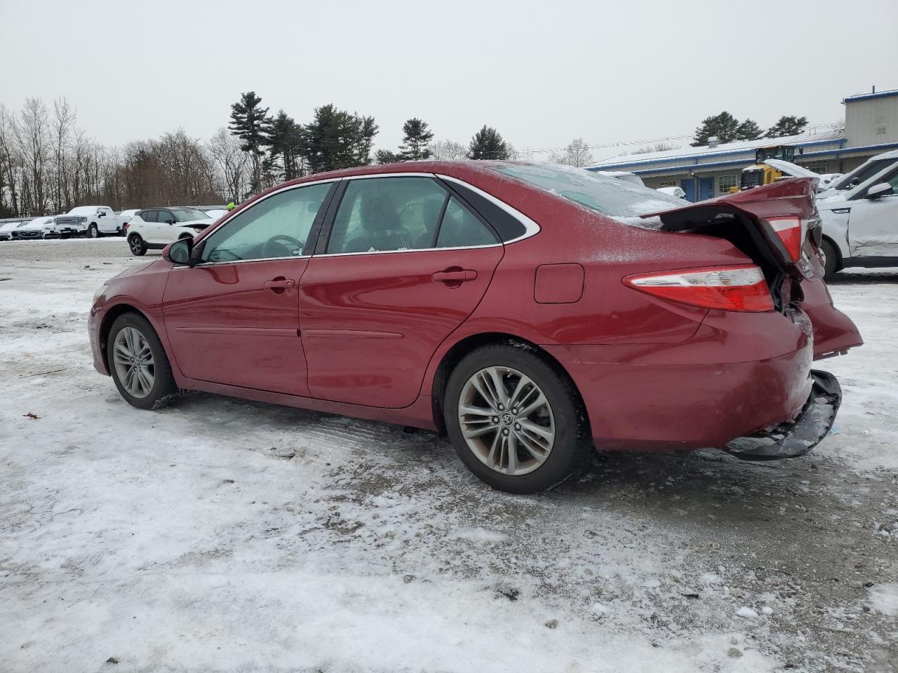 2016 TOYOTA CAMRY LE - Фото 2