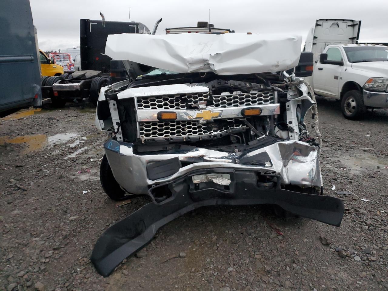 2019 CHEVROLET SILVERADO - Фото 2