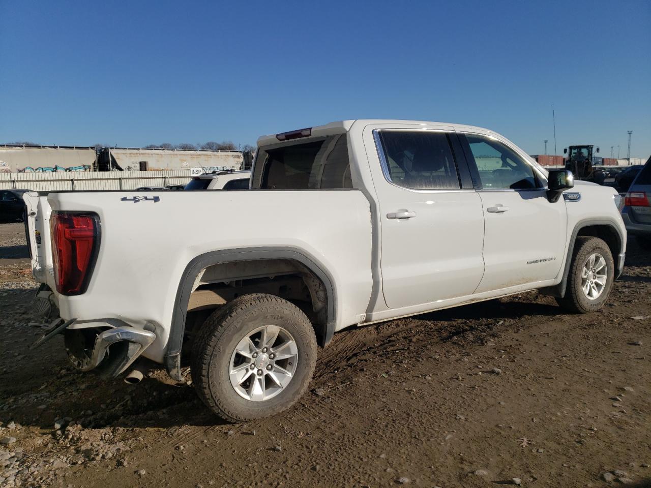 2023 GMC SIERRA K15 - Фото 3