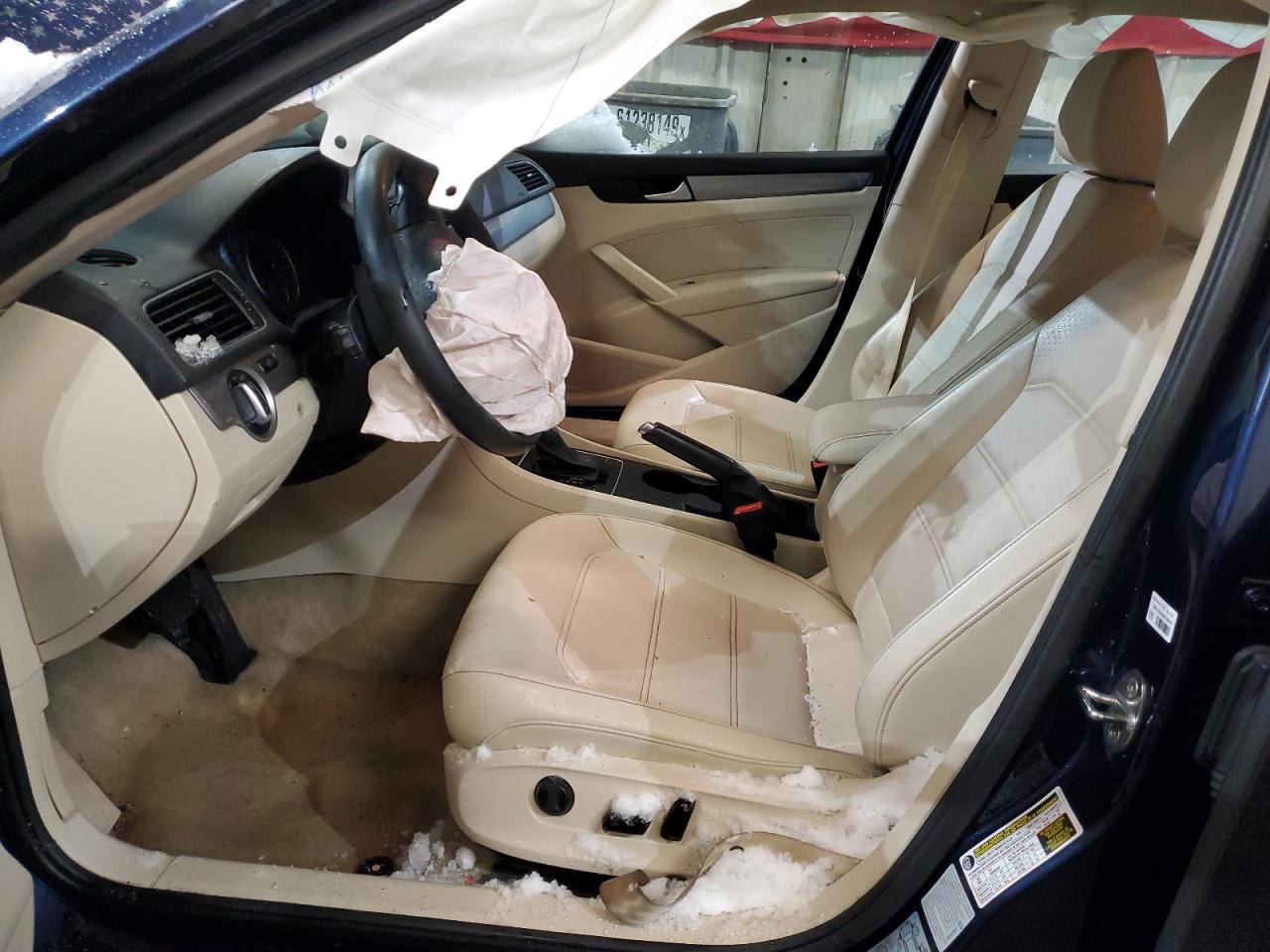 2015 VOLKSWAGEN PASSAT S - Фото 7