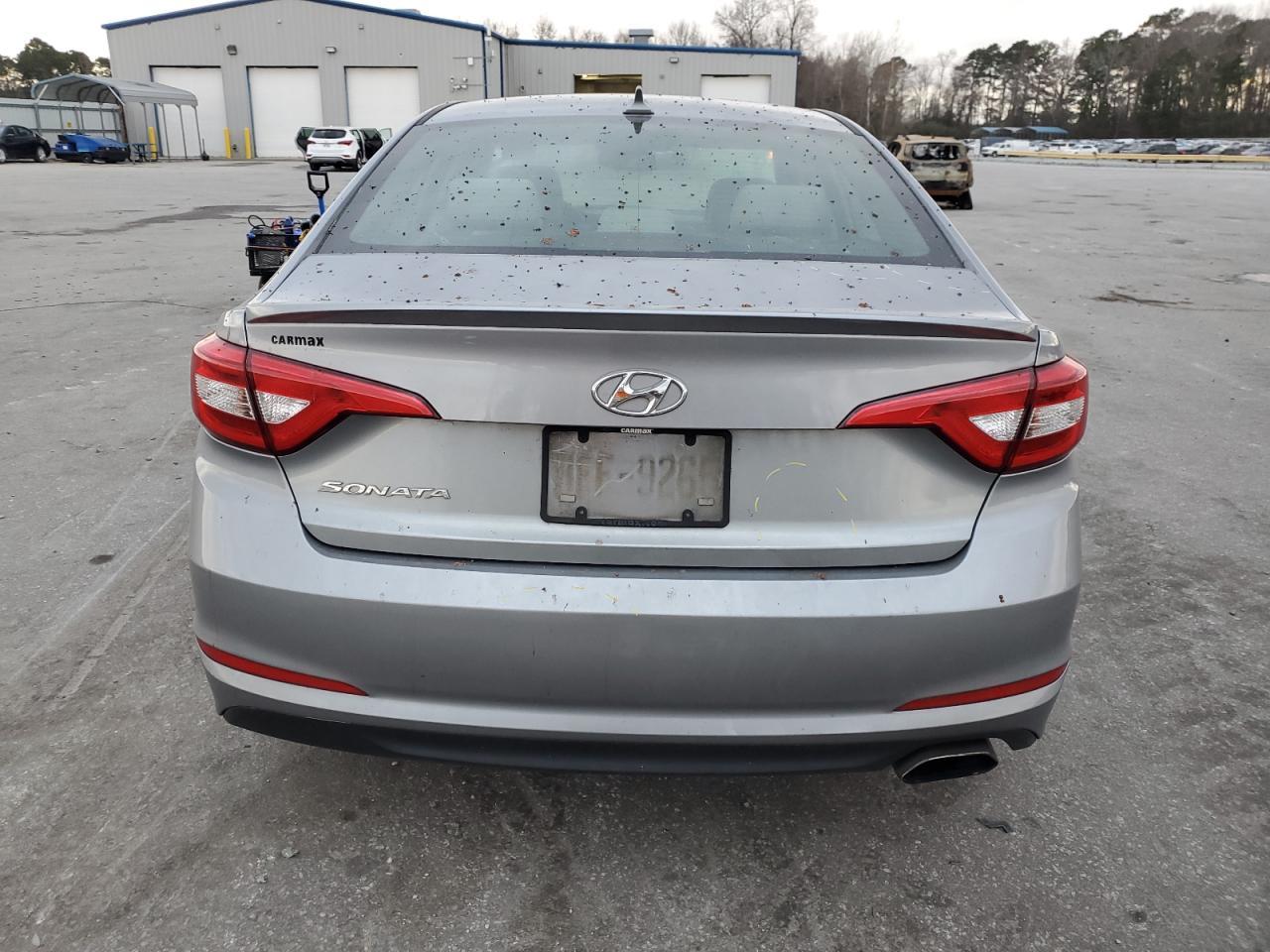 2017 HYUNDAI SONATA SE - Фото 6