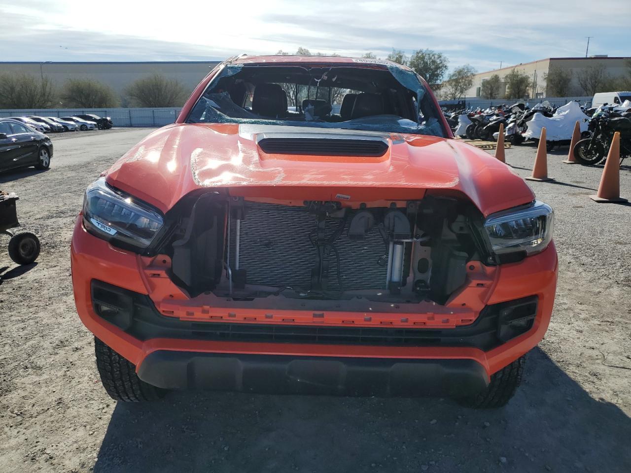 2023 TOYOTA TACOMA DOU - Фото 5