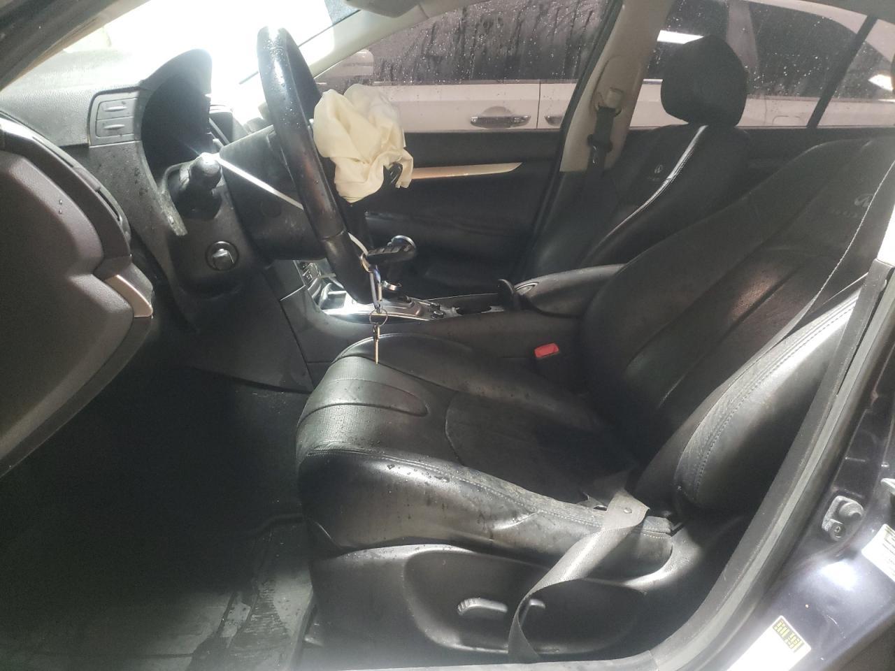 2012 INFINITI G37 - Image 7