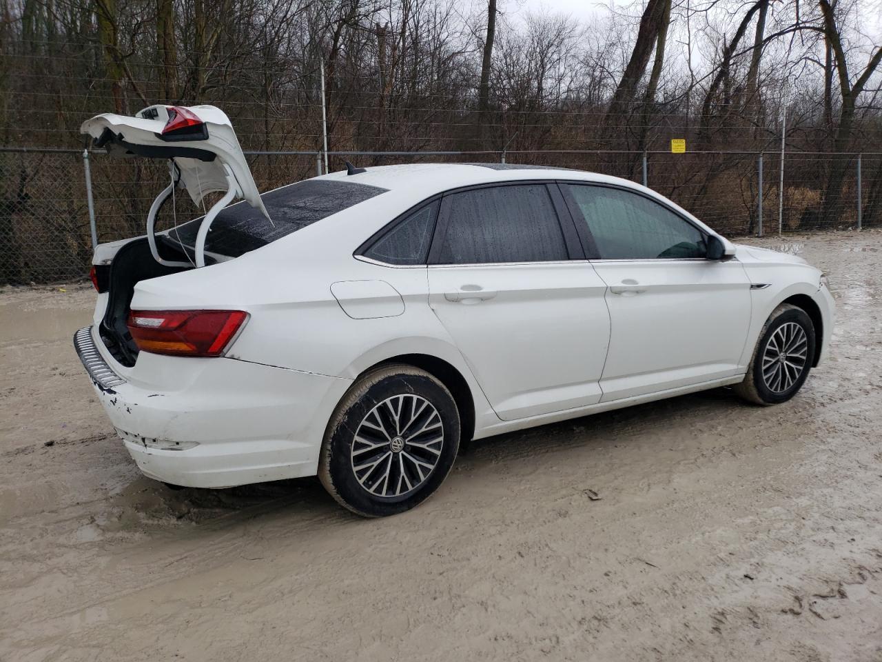 2019 VOLKSWAGEN JETTA SEL - Image 3