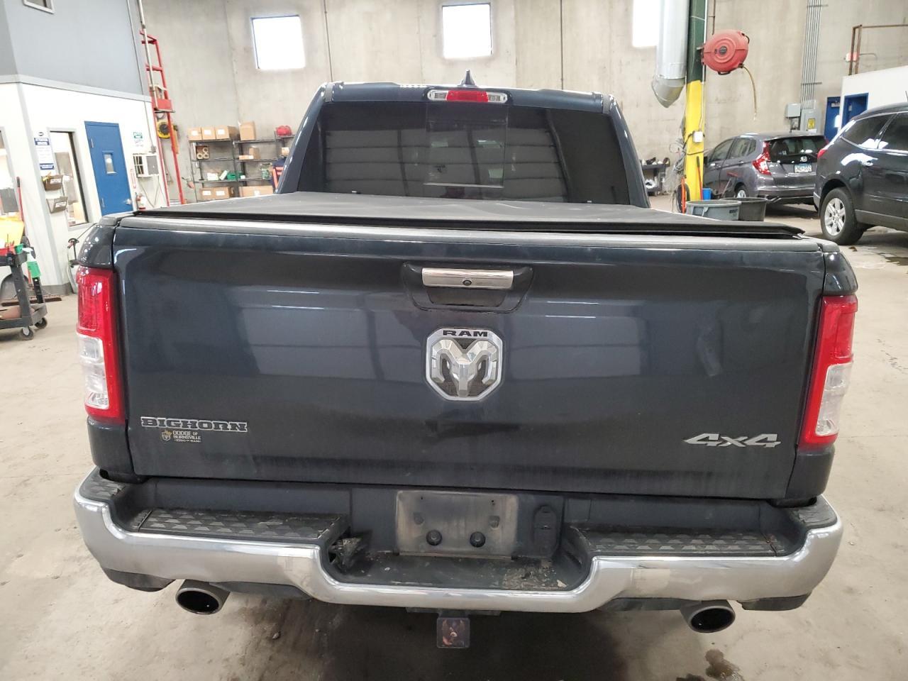 2019 RAM 1500 BIG H - Фото 6