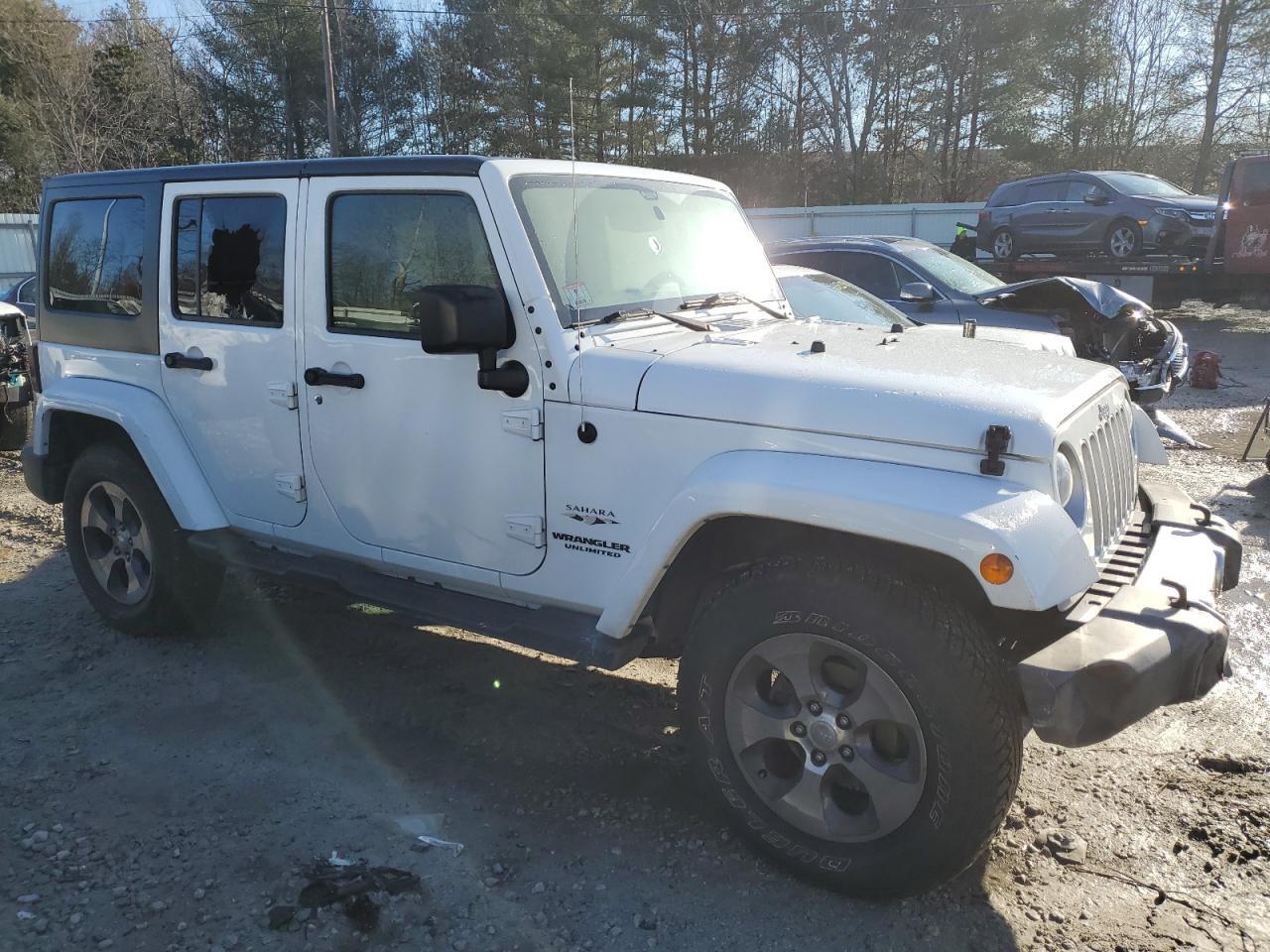 2017 JEEP WRANGLER U - Image 4