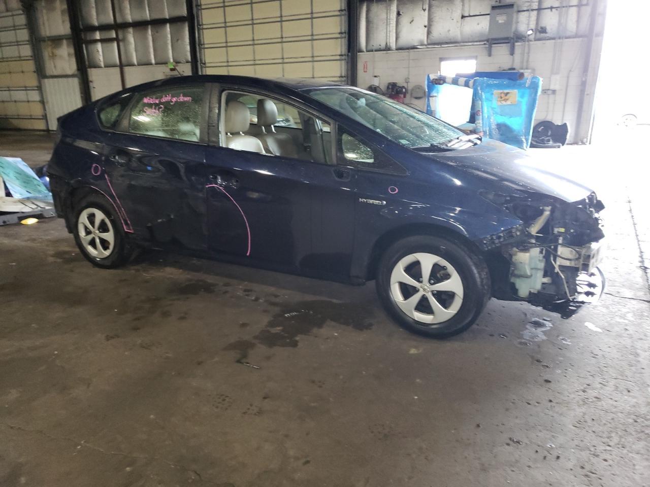 2013 TOYOTA PRIUS C FO - Image 4