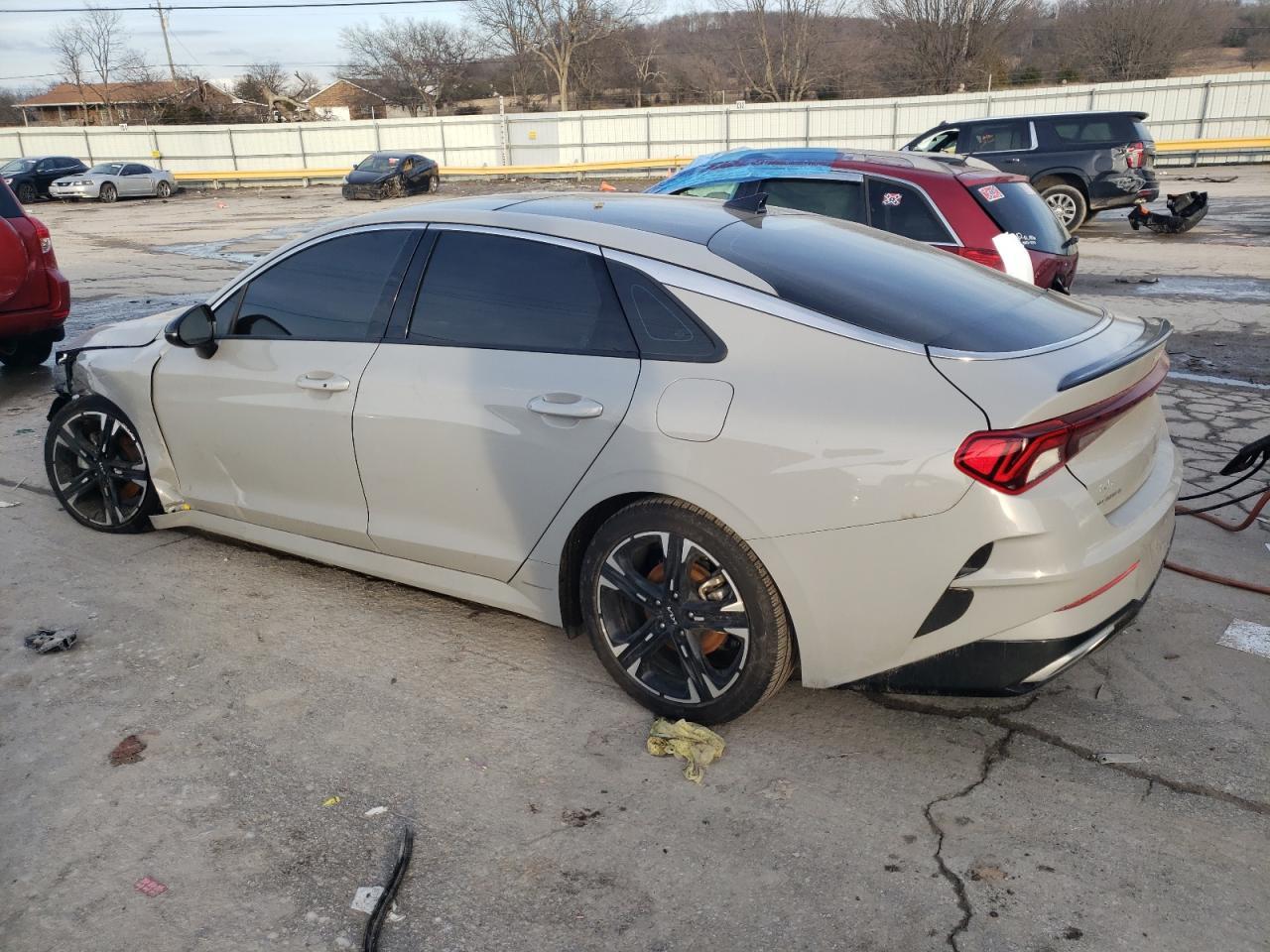 2023 KIA K5 GT LINE - Фото 2