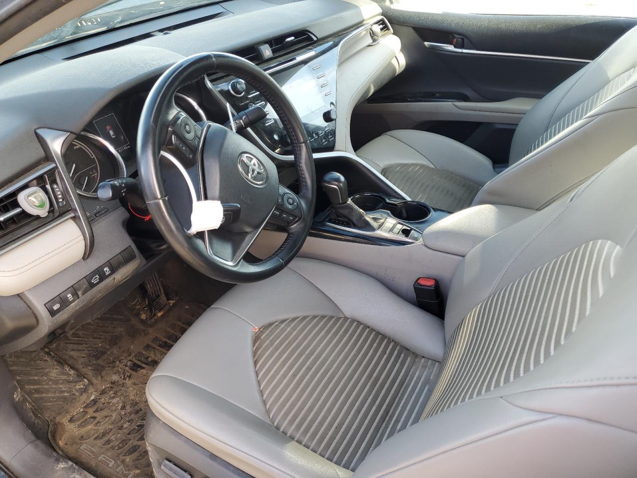 2020 TOYOTA CAMRY SE - Image 7