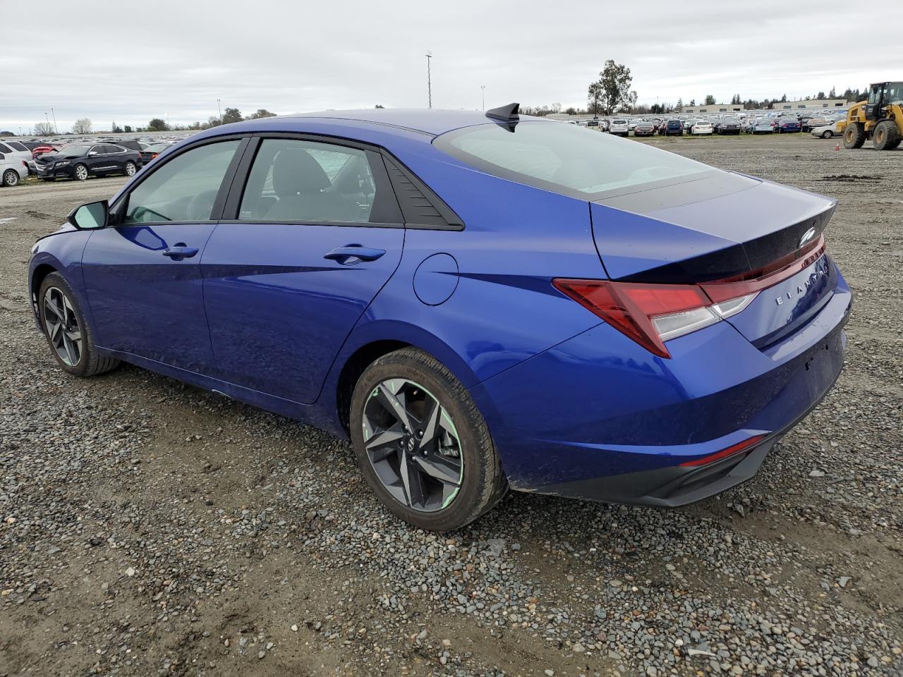 2023 HYUNDAI ELANTRA SE - Image 2
