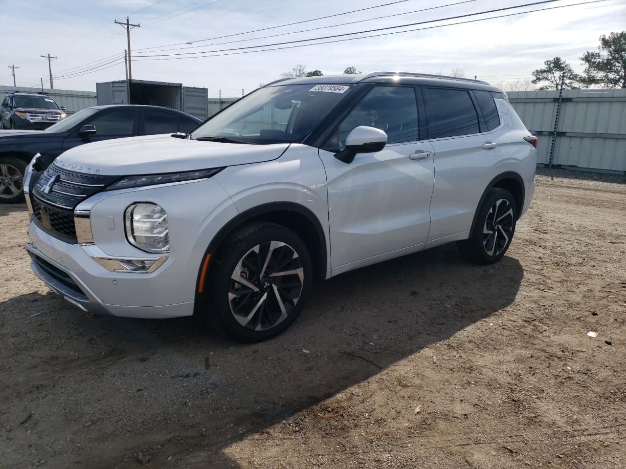 2023 MITSUBISHI OUTLANDER car image