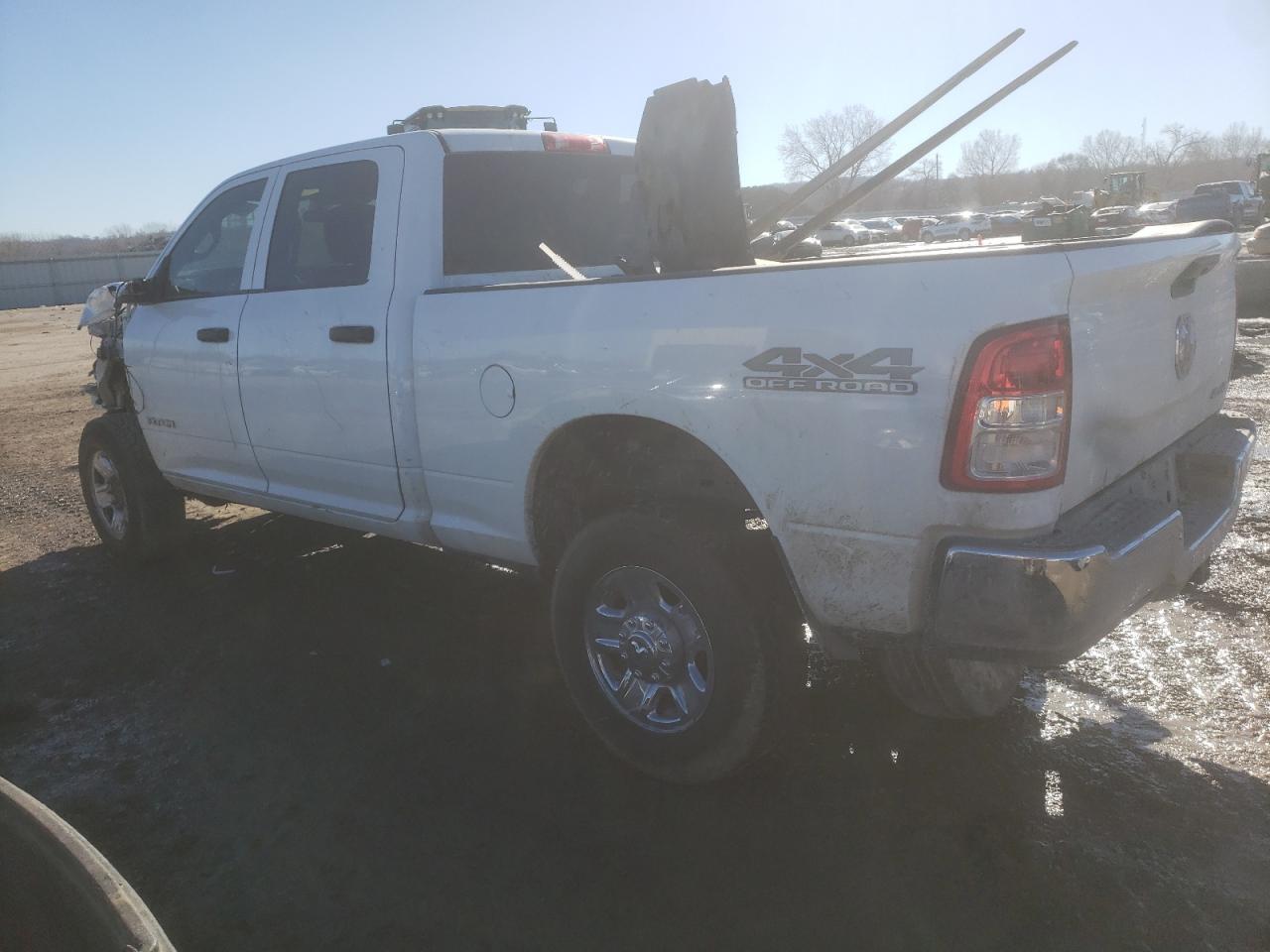 2022 RAM 2500 TRADE - Image 2