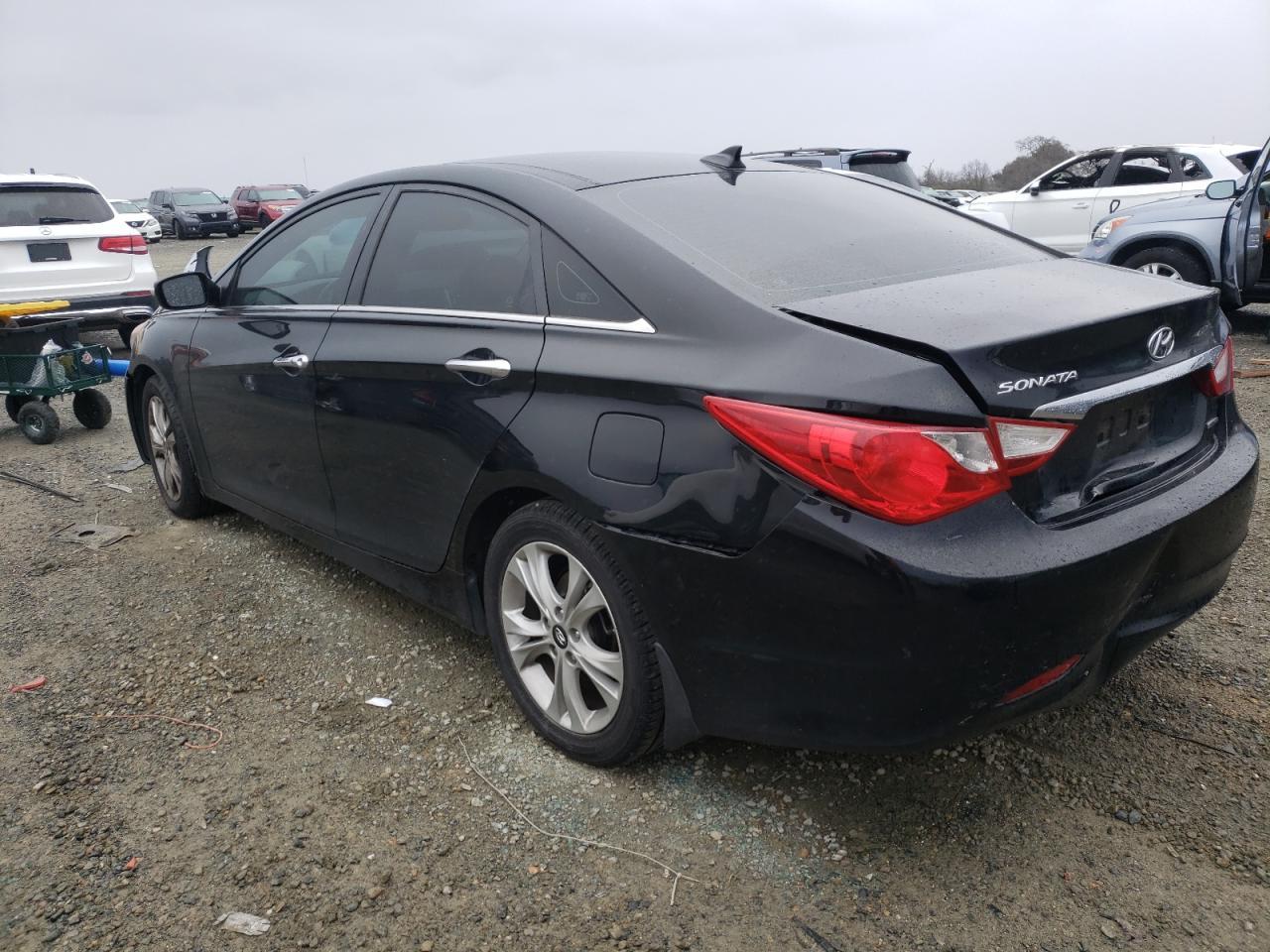 2013 HYUNDAI SONATA SE - Image 2