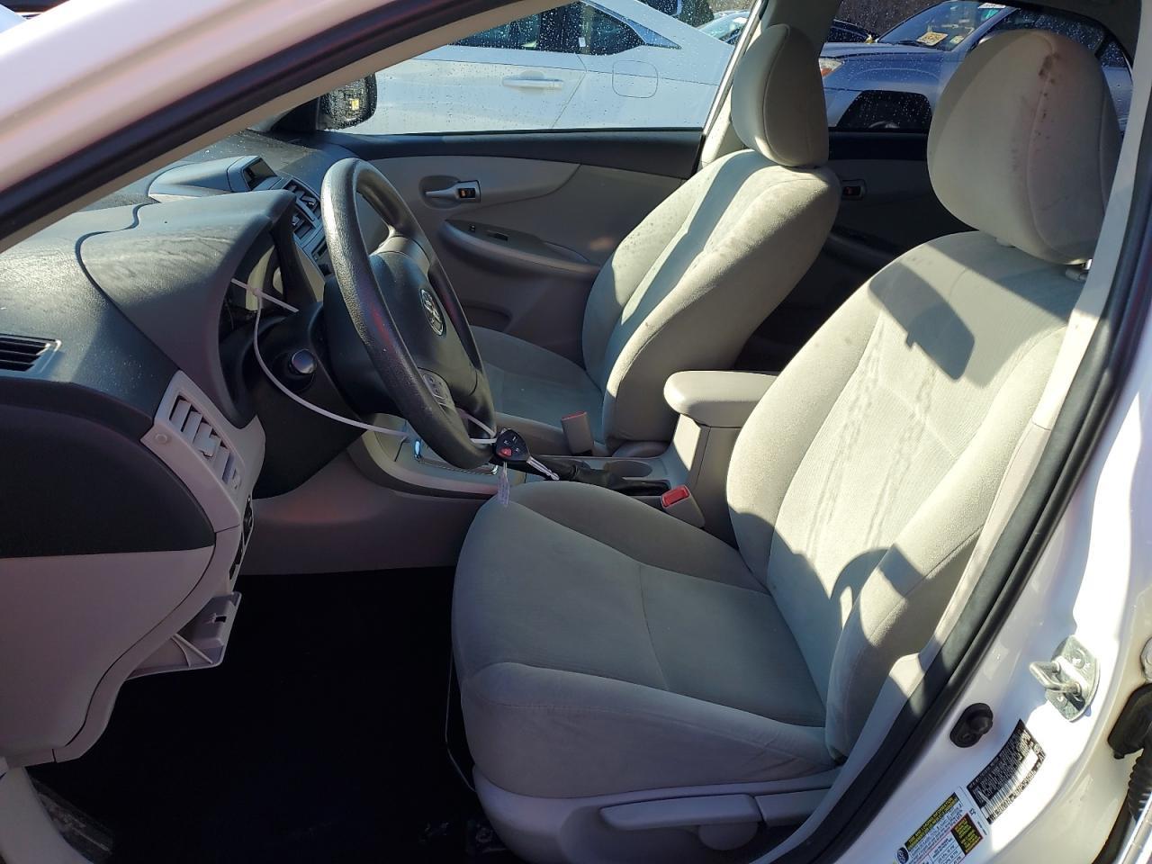 2013 TOYOTA COROLLA BA - Image 7
