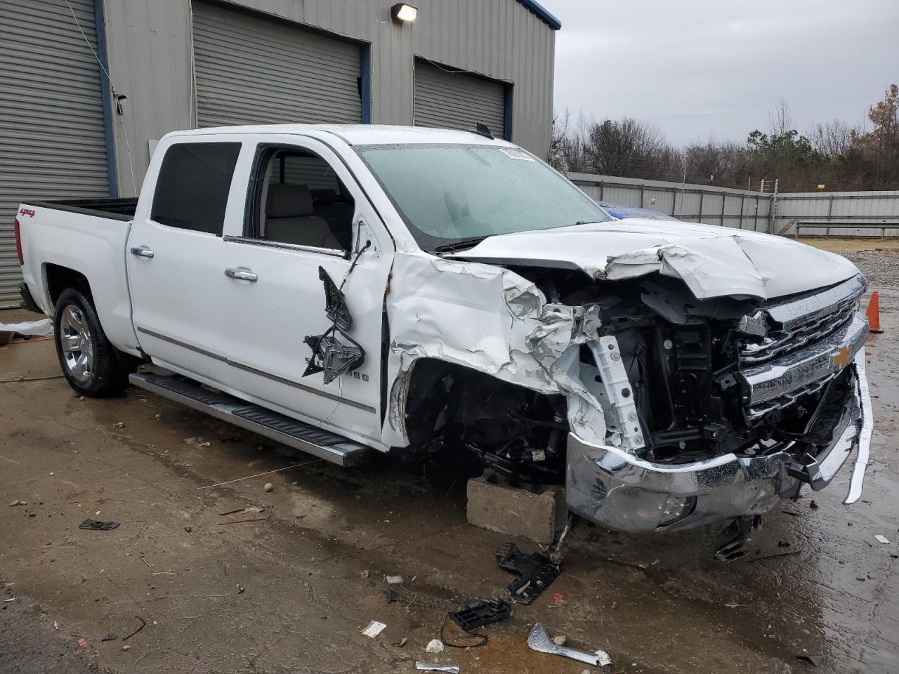 2018 CHEVROLET SILVERADO - Image 4