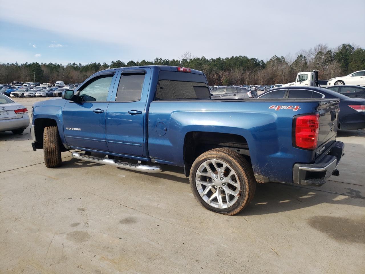 2016 CHEVROLET SILVERADO - Image 2