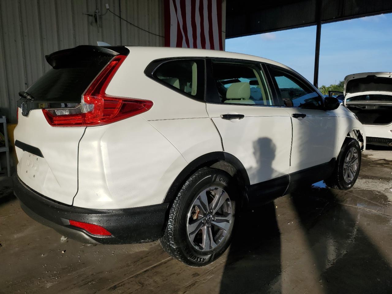 2018 HONDA CR-V LX - Image 3