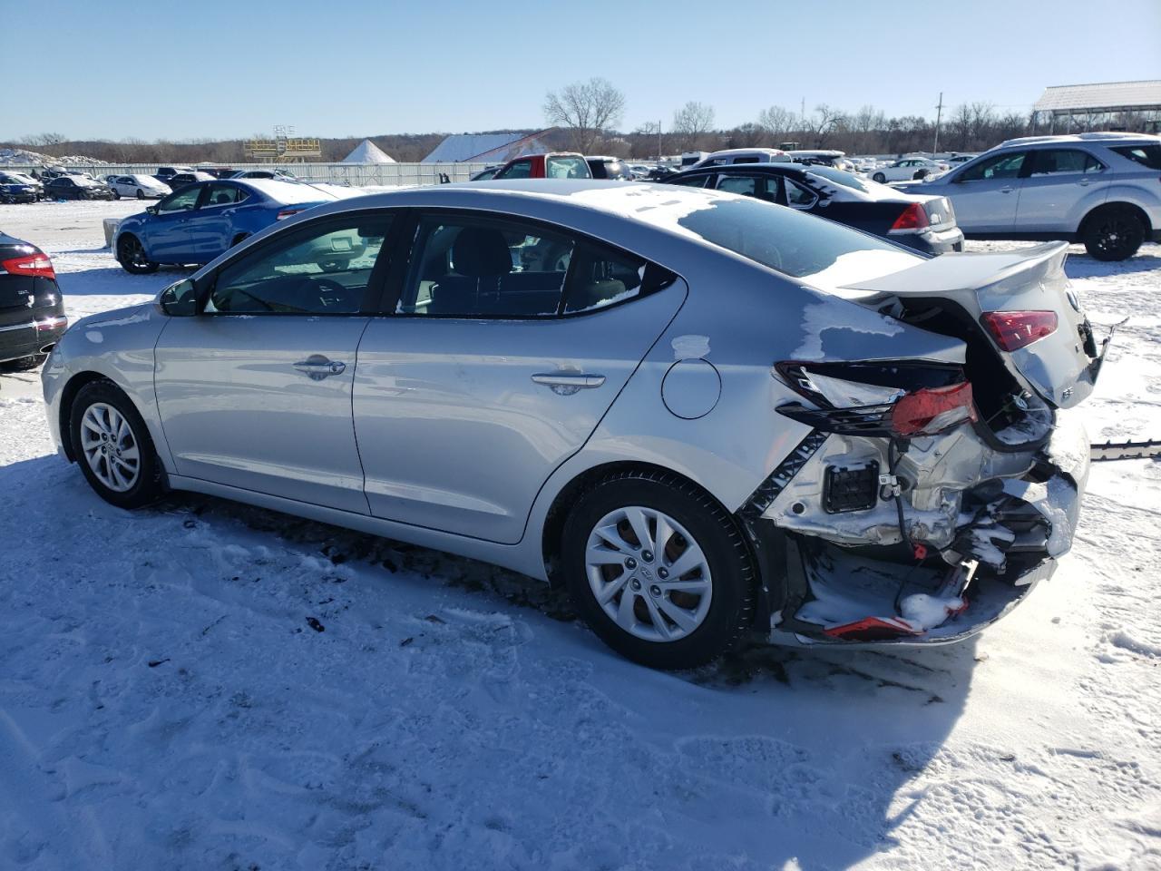 2019 HYUNDAI ELANTRA SE - Фото 2
