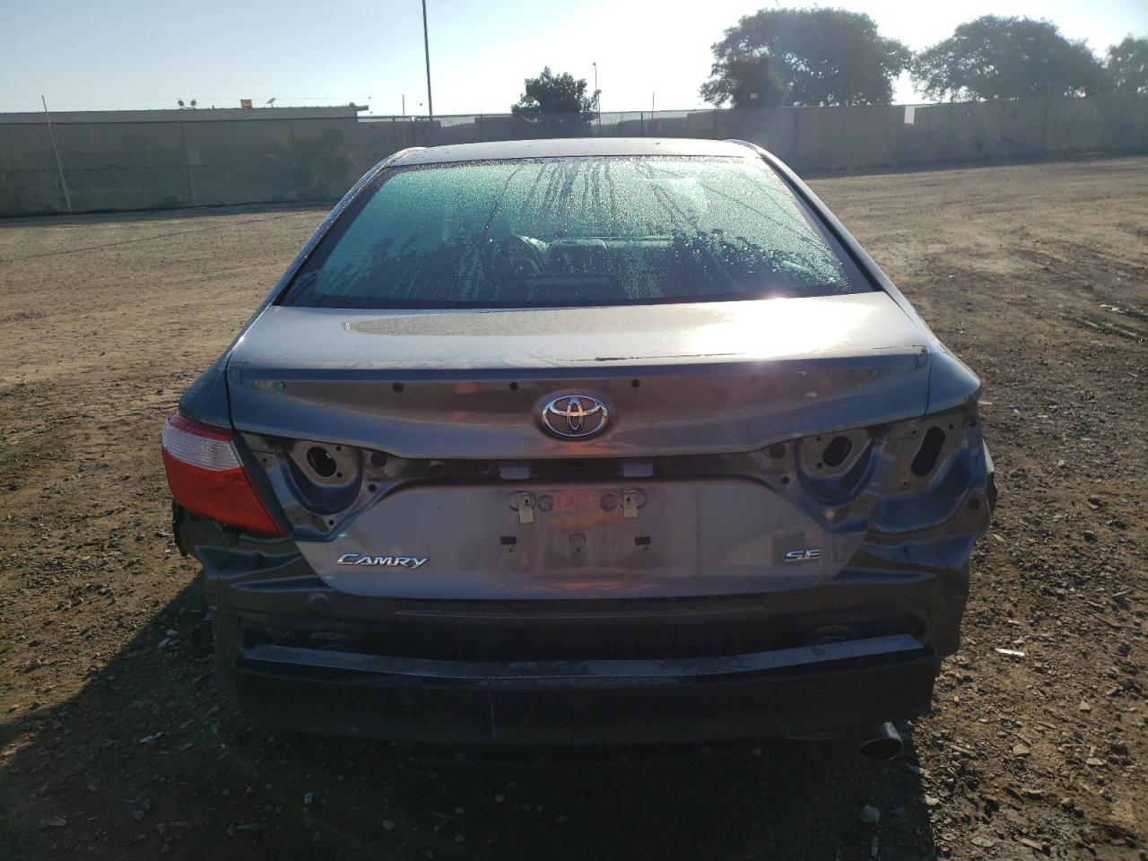2016 TOYOTA CAMRY LE X - Фото 6