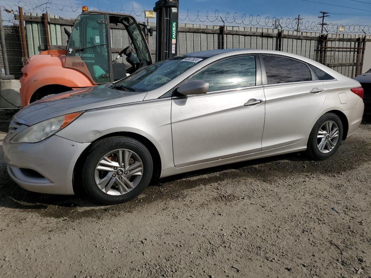 2011 HYUNDAI SONATA GLS