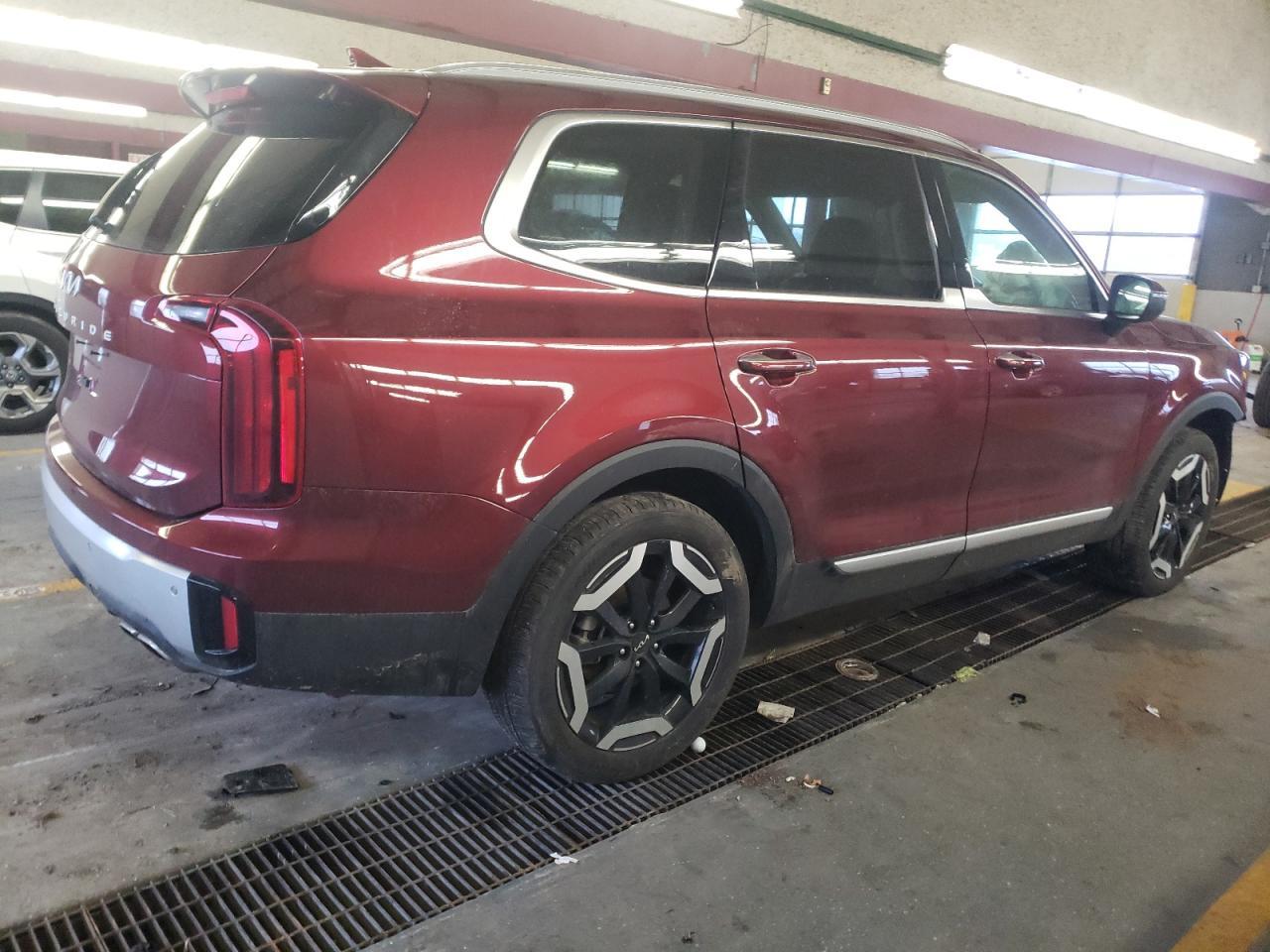 2024 KIA TELLURIDE - Image 3