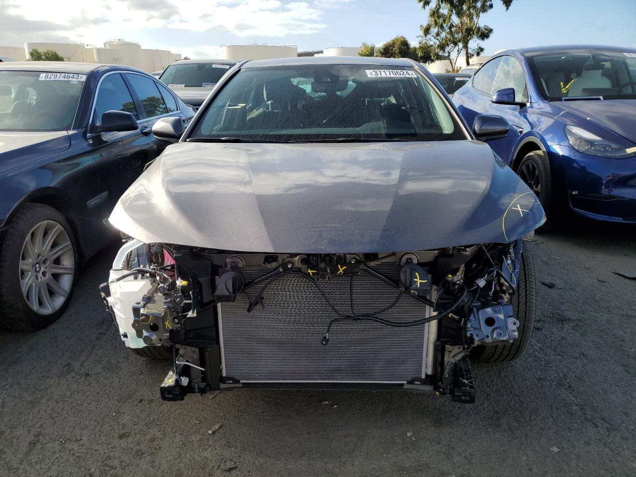 2024 TOYOTA CAMRY LE - Image 5