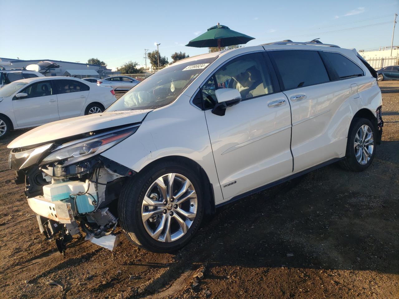 2021 TOYOTA SIENNA LIM car image