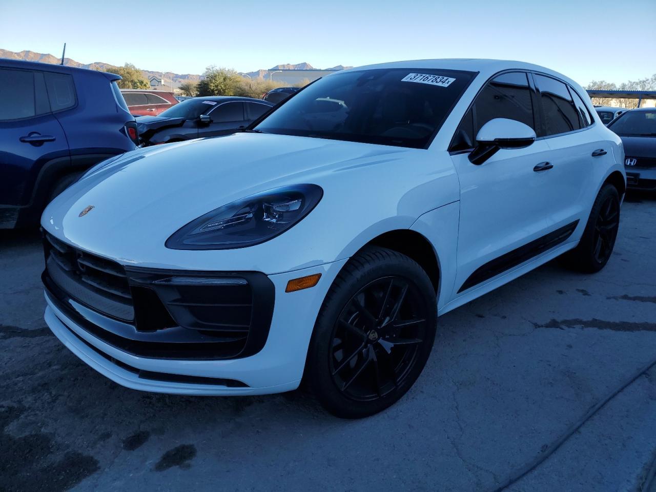 2023 PORSCHE MACAN BASE
