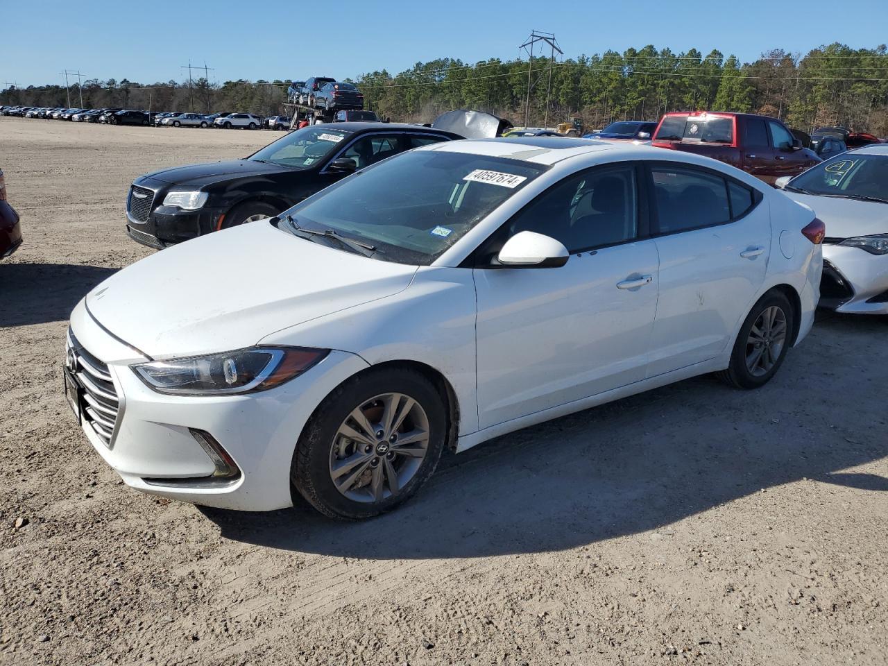 2018 HYUNDAI ELANTRA SE