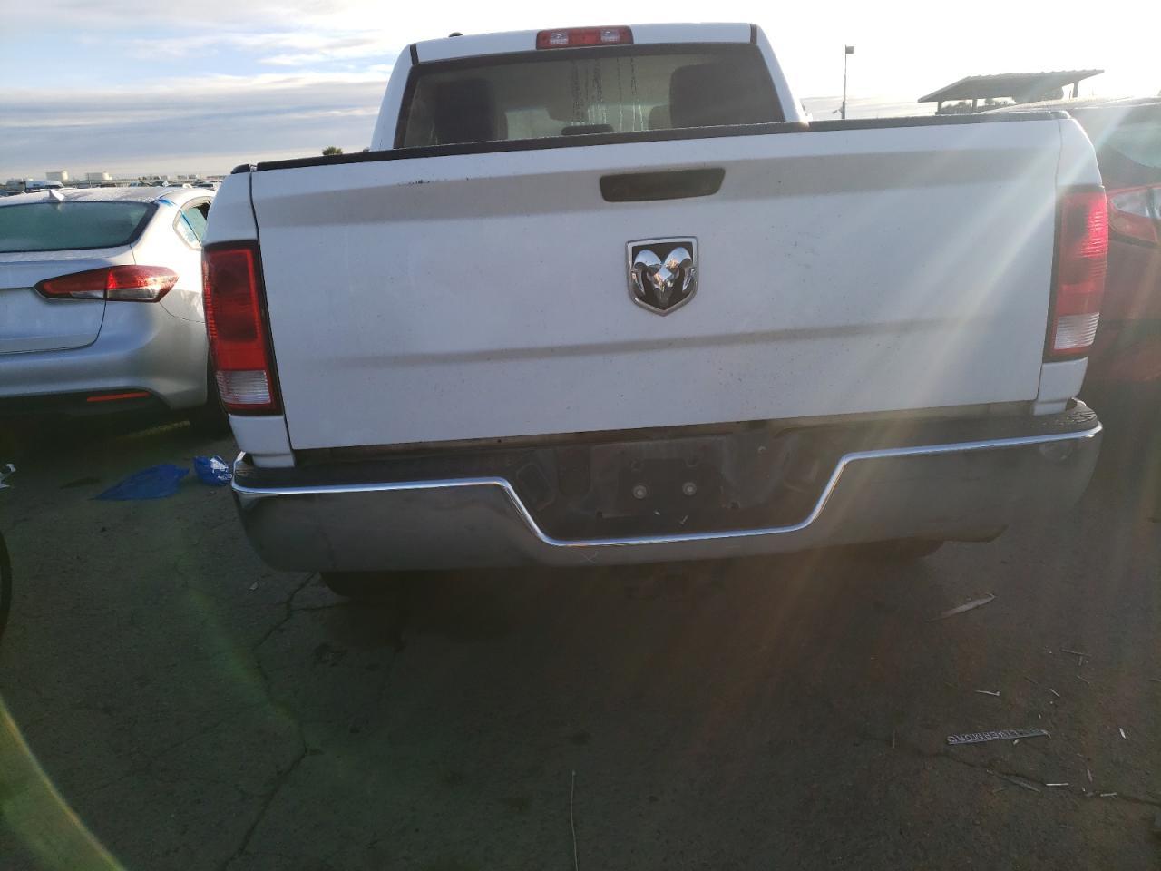 2019 RAM 1500 CLASS - Image 6