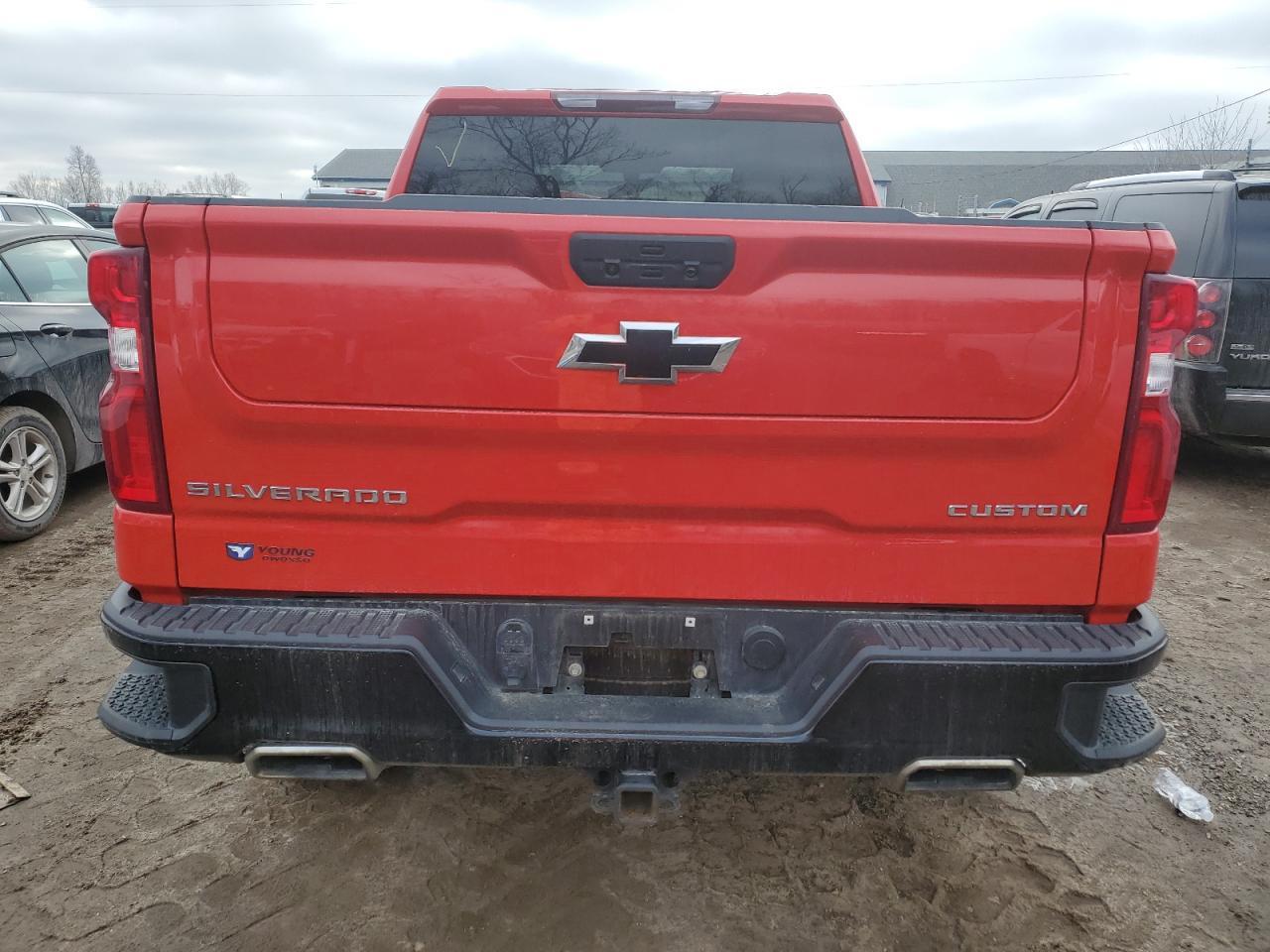2021 CHEVROLET SILVERADO - Фото 6