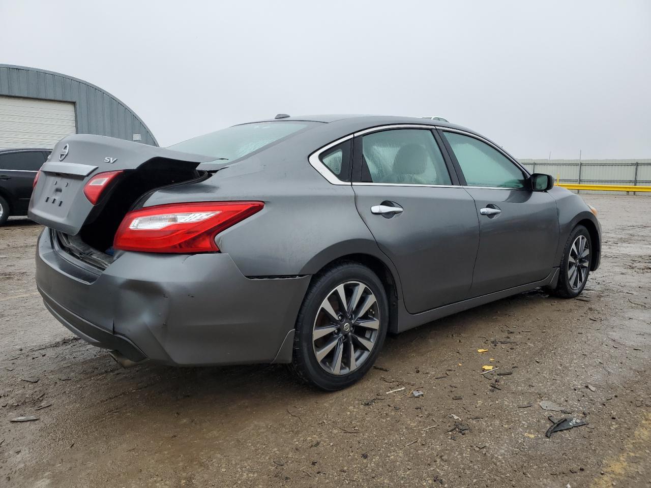 2017 NISSAN ALTIMA 2.5 - Фото 3