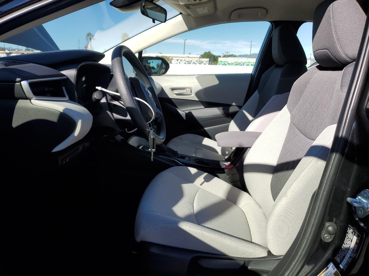 2021 TOYOTA COROLLA LE - Фото 7
