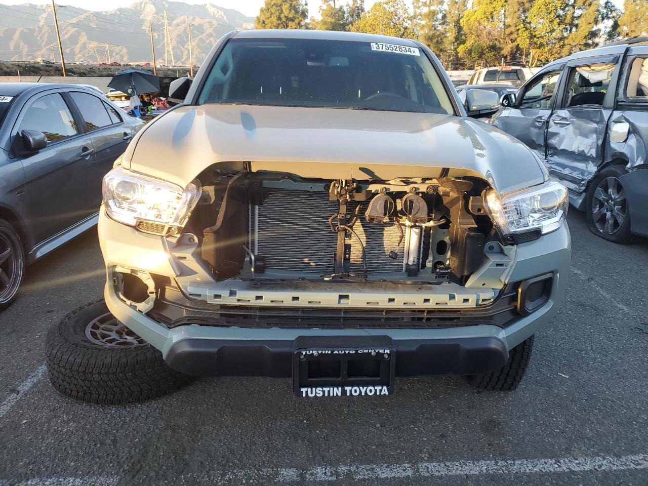2023 TOYOTA TACOMA DOU - Фото 5