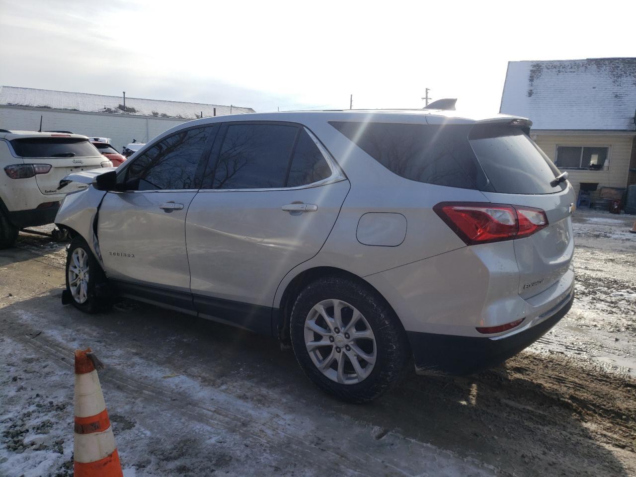 2019 CHEVROLET EQUINOX LT - Image 2