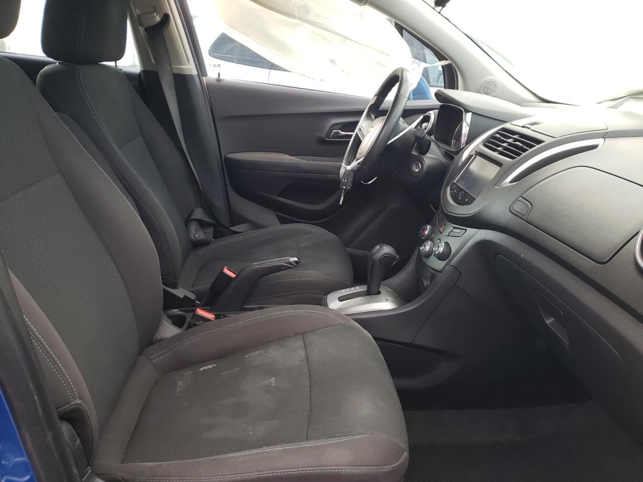 2015 CHEVROLET TRAX LS - Image 7