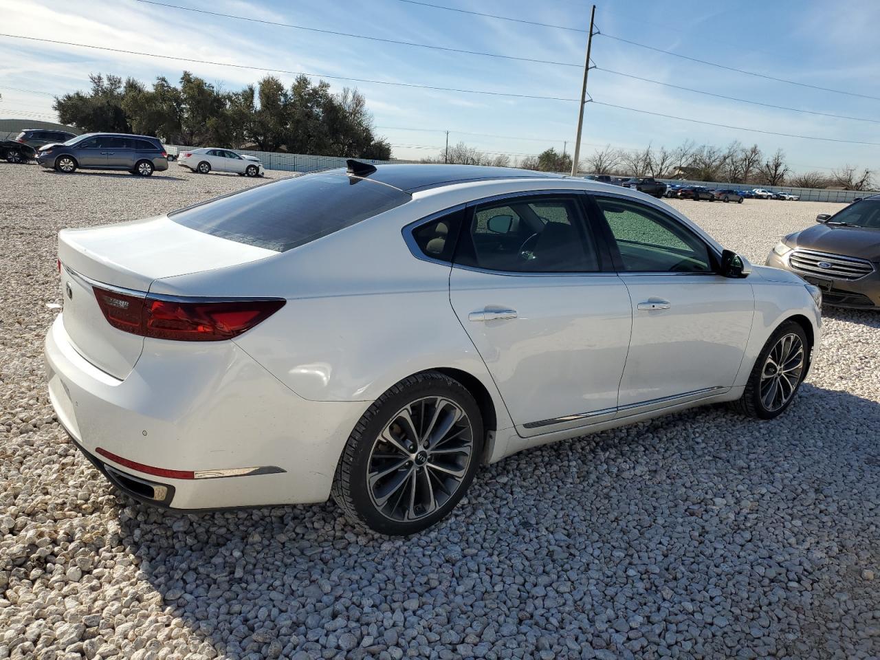 2017 KIA CADENZA PR - Image 3