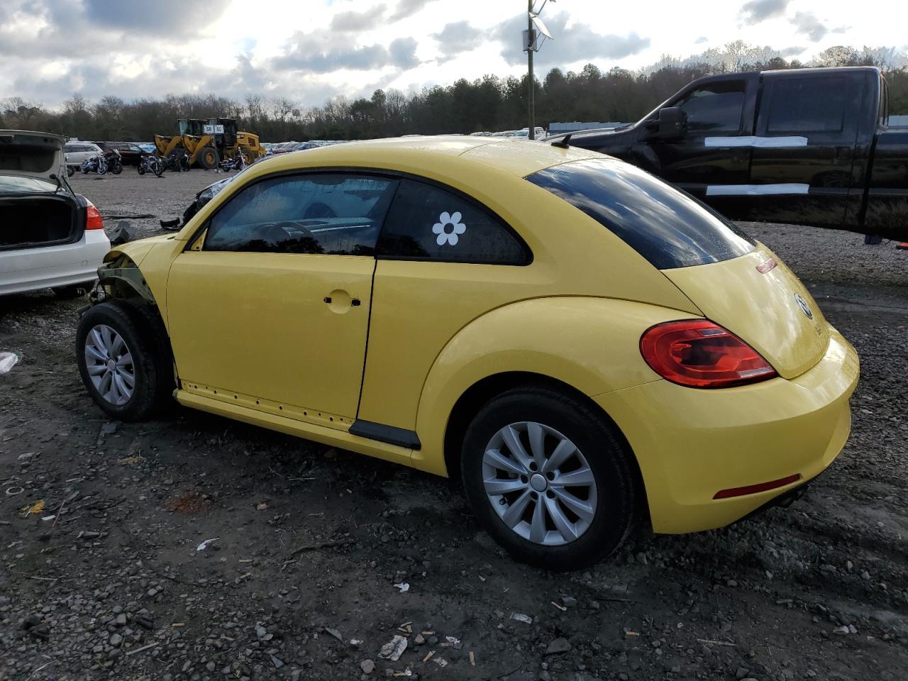 2015 VOLKSWAGEN BEETLE 1.8 - Фото 2