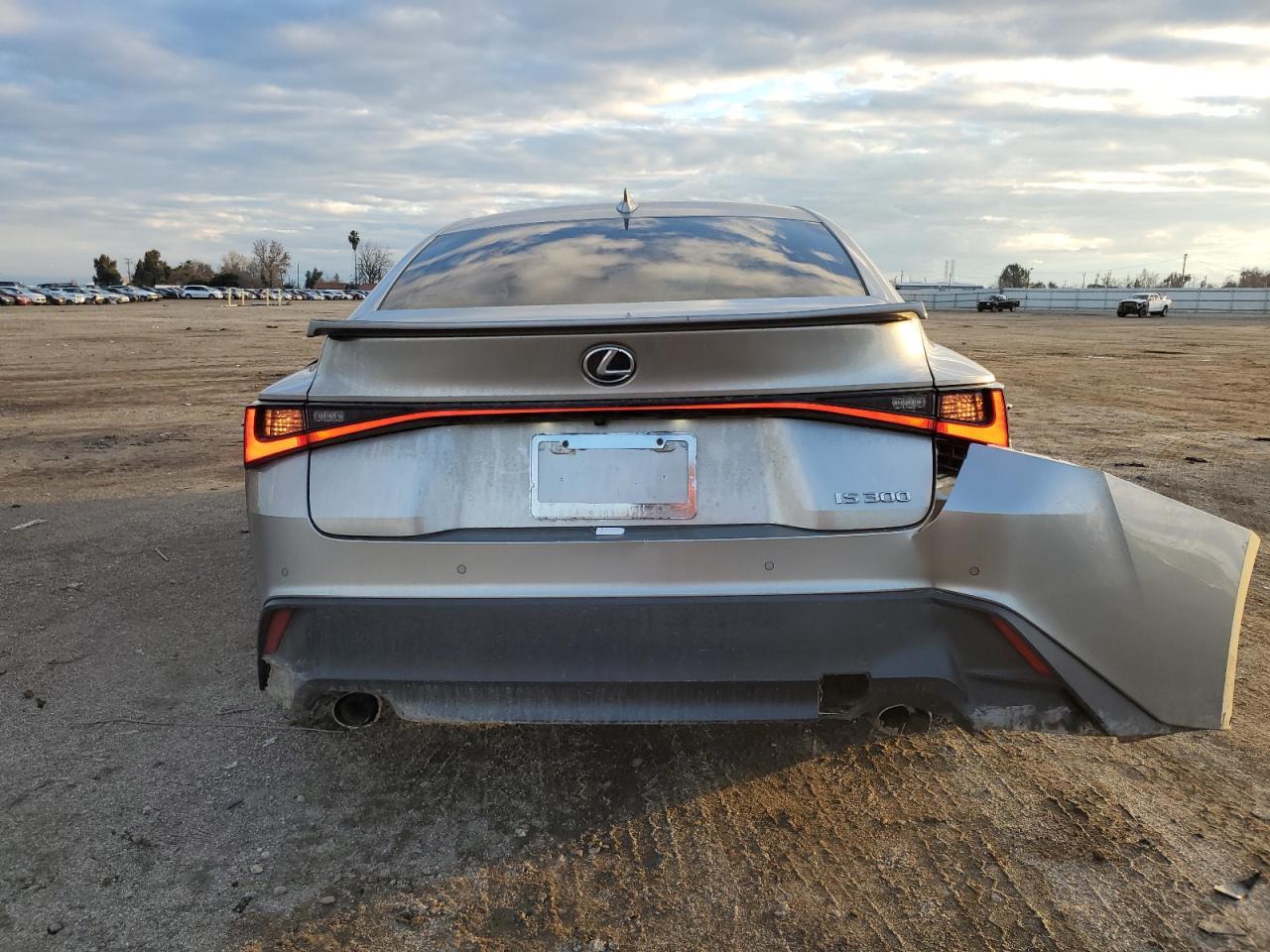 2021 LEXUS IS 300 - Image 6