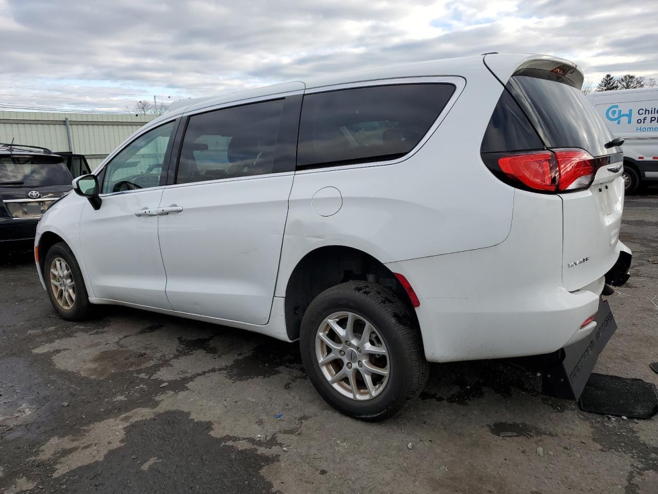 2022 CHRYSLER VOYAGER LX - Фото 2