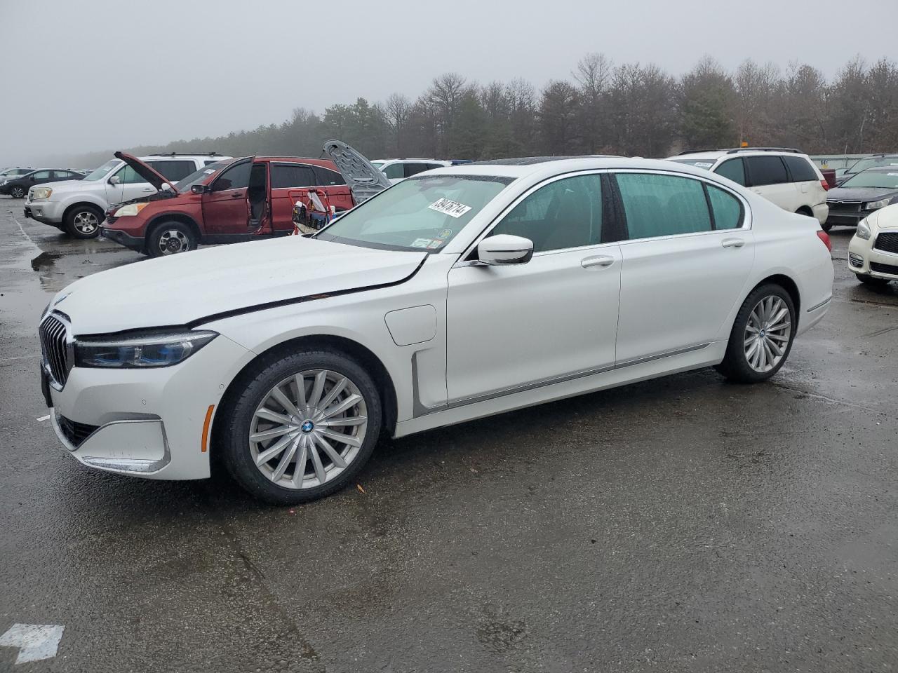 2020 BMW 745XE car image