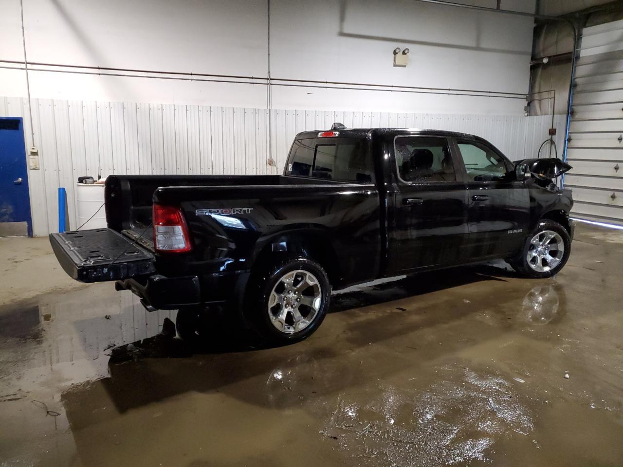 2019 RAM 1500 BIG H - Фото 3